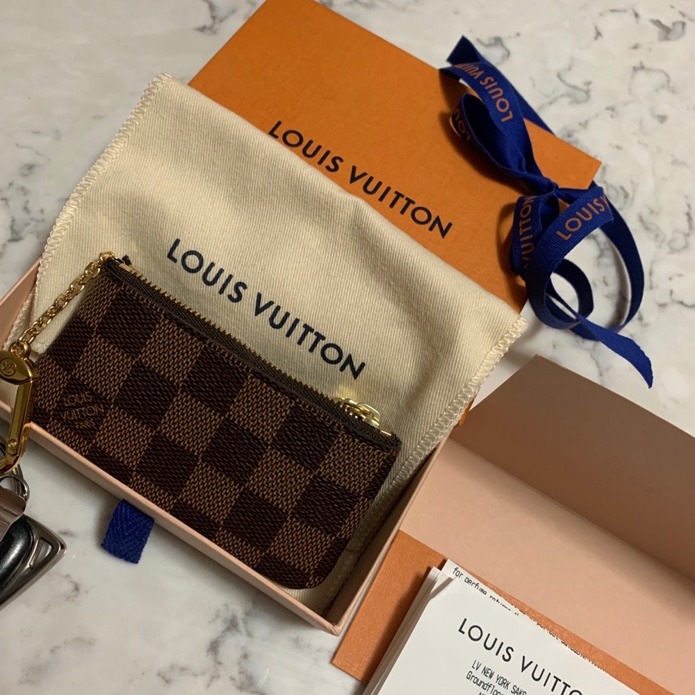 Louis Vuitton damier ebene